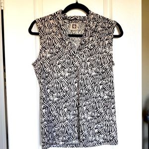 3/$30 Mix and match sleeveless top